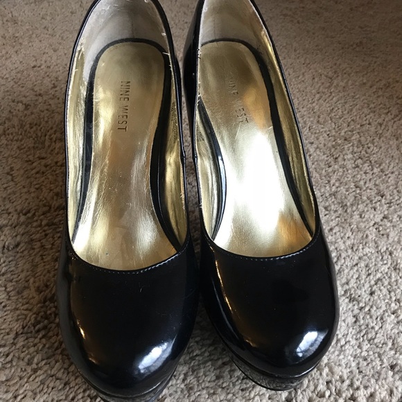 Black Patent Nine West Pumps - Picture 3 of 5